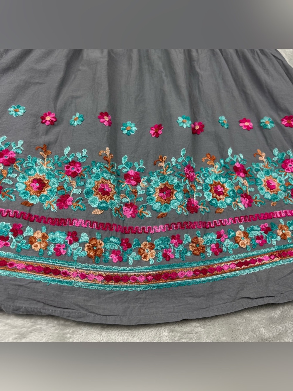 Umgee Gray Tunic Dress with Teal and Pink Floral Embroidery - Picture 7 of 9